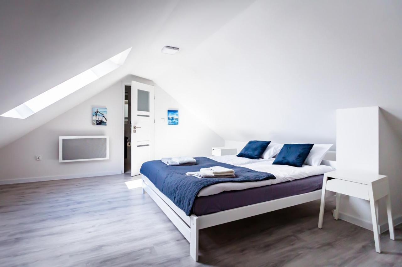 Awo Apartamenty Леба Екстериор снимка