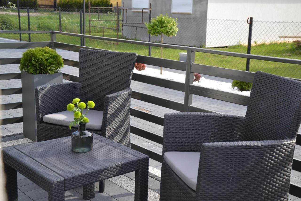 Awo Apartamenty Леба Екстериор снимка